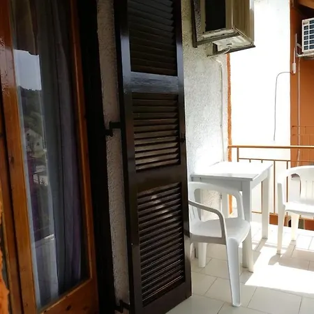 Apartment Maltas & By Hotelius Marathias (Corfu)